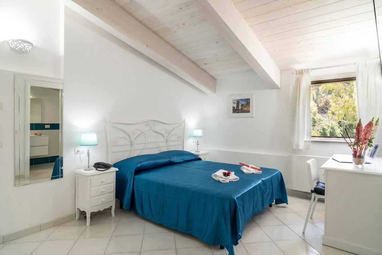 Residenza D'Epoca Olimpia Hotell Santa Maria di Castellabate Eksteriør bilde